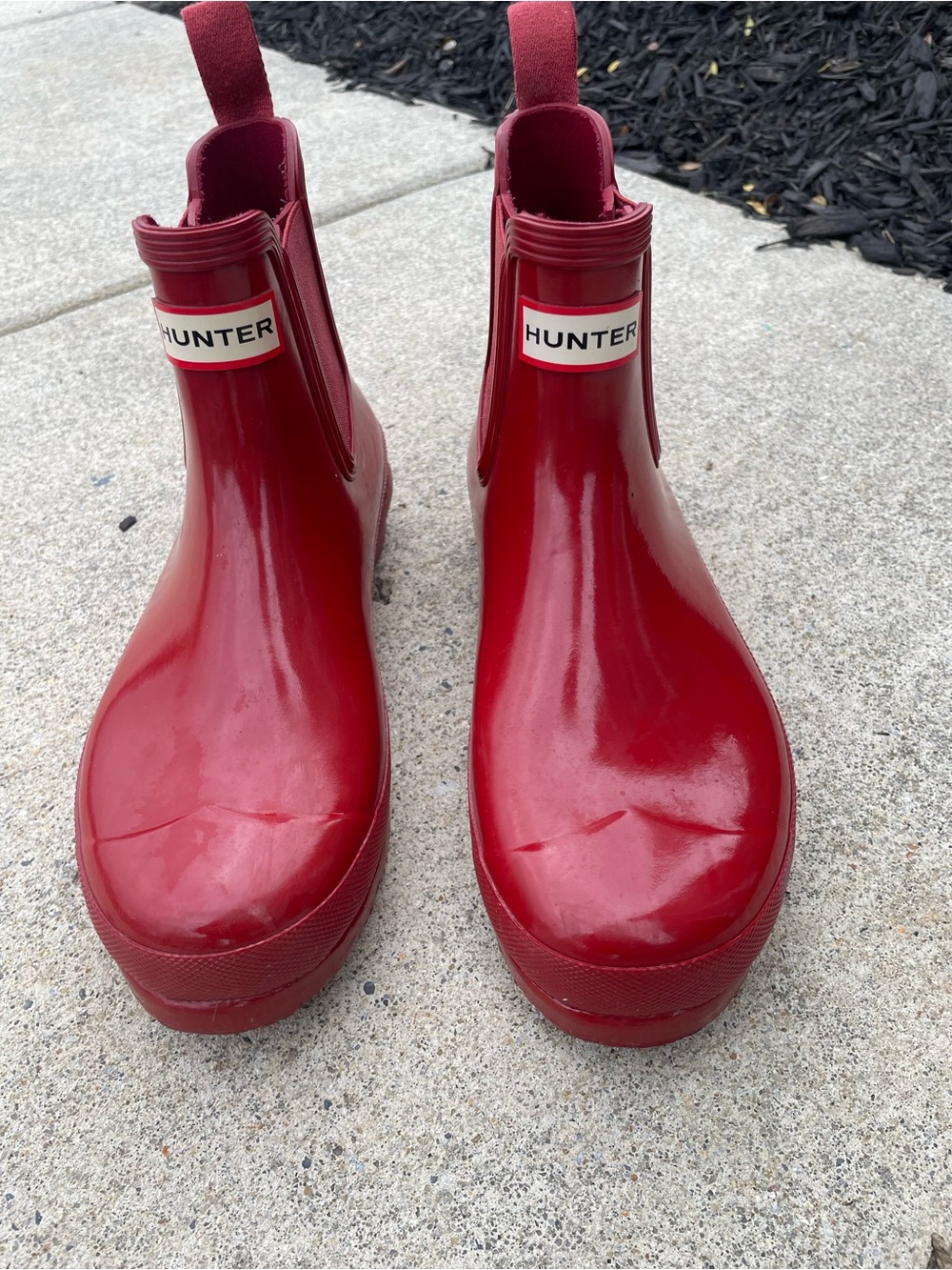 Hunter Red Gloss Chelsea Booties